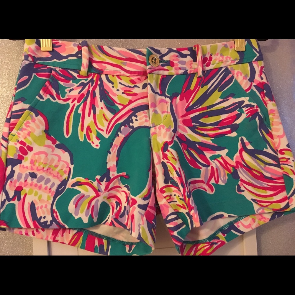 Lilly Pulitzer Callahan shorts size 2